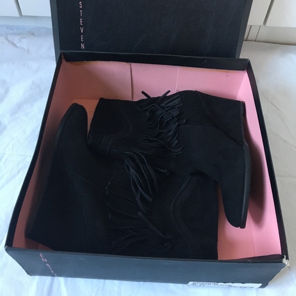 STEVEN Eragon Black Suede Wedge Fringe Boots Size 9 NWT - Picture 13 of 14